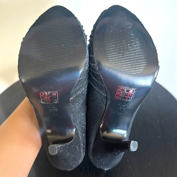 LuLu Townsend heels - Picture 4 of 6